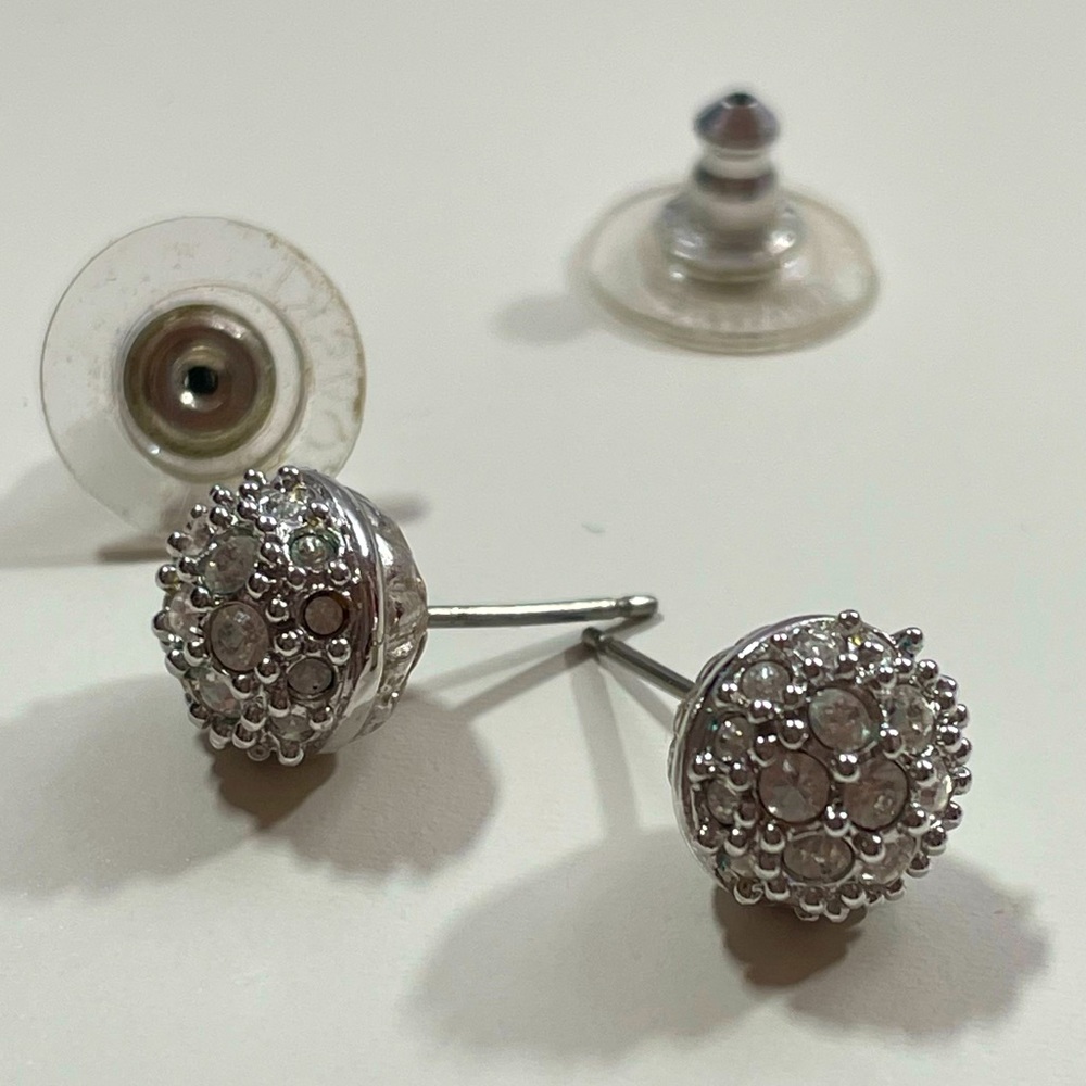 SWAROVSKI Swan Real Crystal Silver Tone Gifting Bridal Luxury Stud Earrings